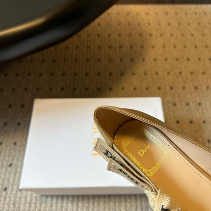 DIOR 26S POINTED-TOE PUMPS 95MM IN GOLD CALFSKIN WITH J'ADIOR BOW
