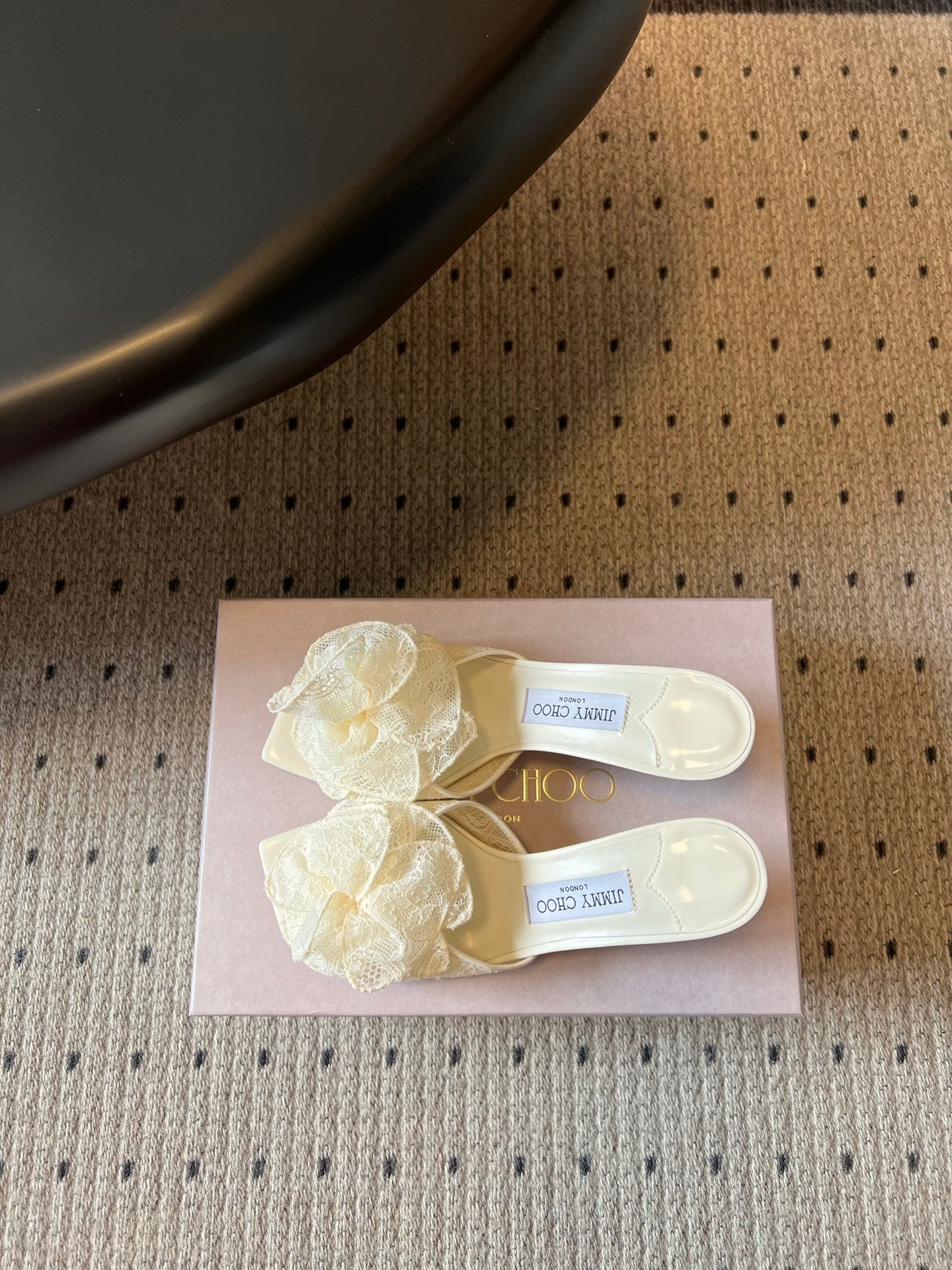 JIMMY CHOO 26S HIGH-HEEL SANDALS 70 MM IN CREAM WHITE LACE AND CALFSKIN