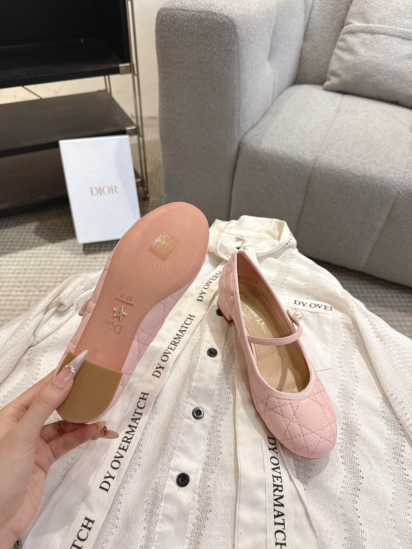 DIOR 26S MARY JANE PUMPS IN LIGHT PINK LAMBSKIN PEARL-ADORNED STRAP