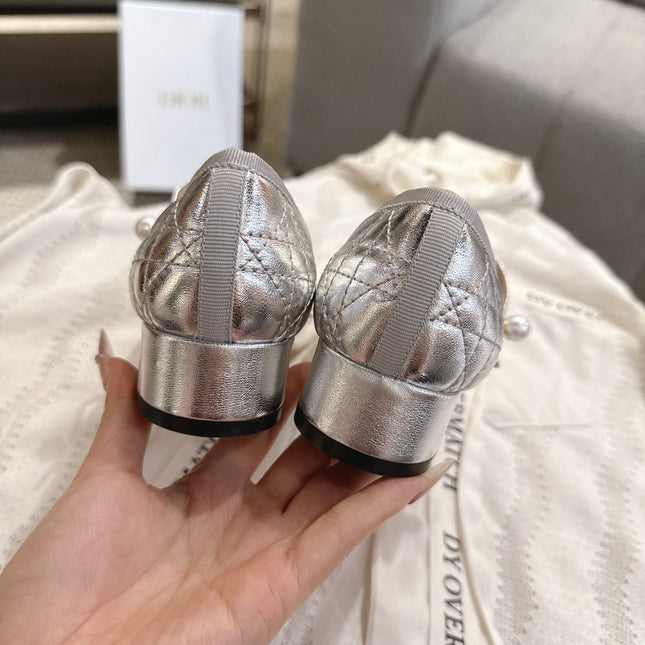 DIOR 26S MARY JANE PUMPS IN SILVER LAMBSKIN PEARL-ADORNED STRAP