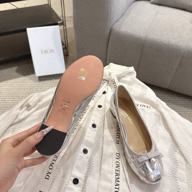 DIOR 26S LOW BLOCK HEEL PUMPS IN SILVER LAMBSKIN