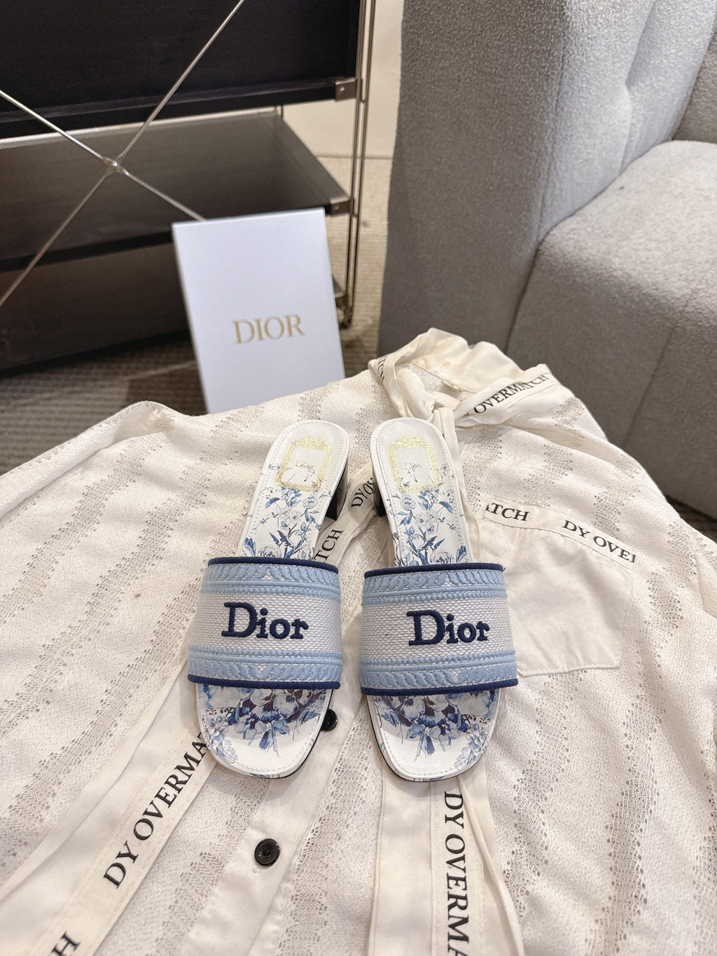 DIOR 26S DWAY FLOWER EDITION HIGH-HEEL SLIDES IN WHITE AND SKY BLUE FABRIC