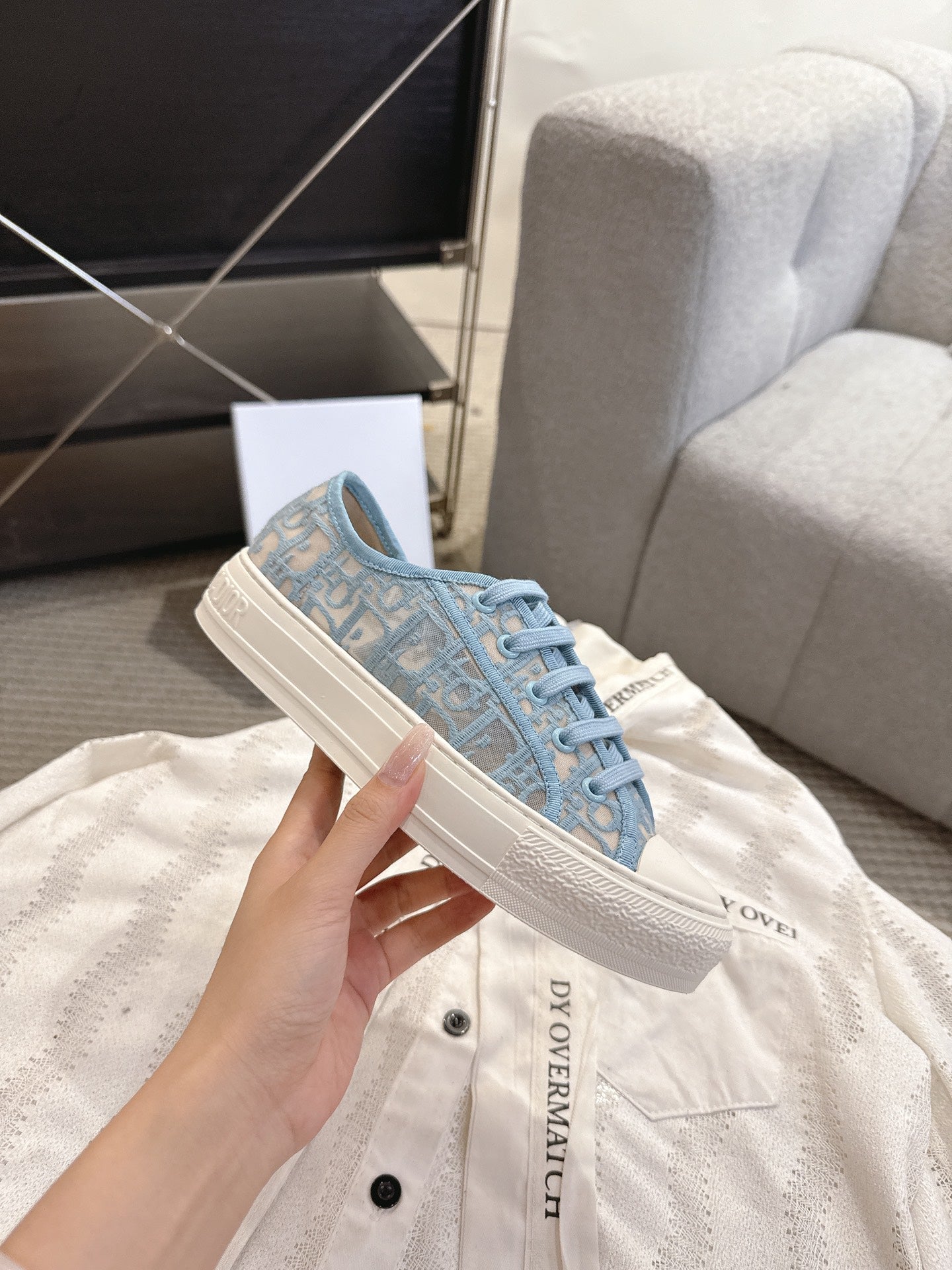 DIOR 26S SNEAKERS IN SKY BLUE OBLIQUE EMBROIDERED MESH