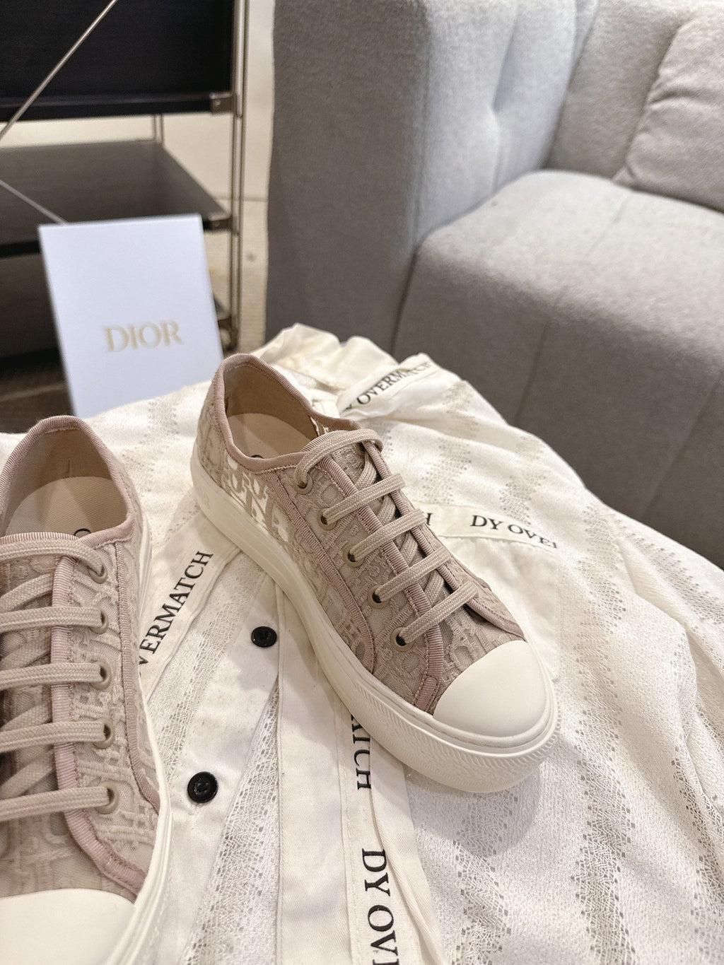 DIOR 26S SNEAKERS IN BEIGE OBLIQUE EMBROIDERED MESH