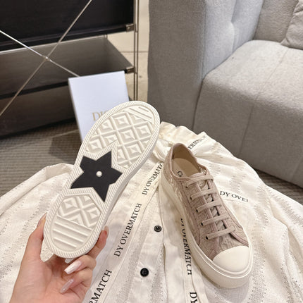 DIOR 26S SNEAKERS IN BEIGE OBLIQUE EMBROIDERED MESH