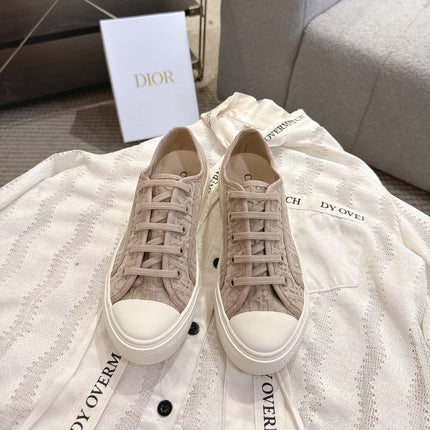 DIOR 26S SNEAKERS IN BEIGE OBLIQUE EMBROIDERED MESH