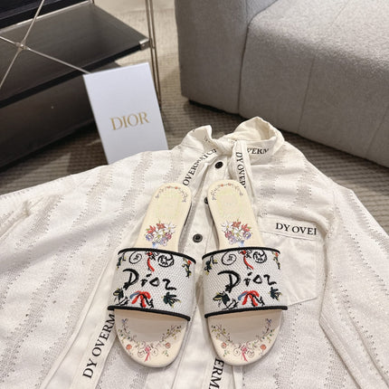 DIOR 26S D-WAY SLIDE IN MULTICOLOR DIOR JARDIN D'HIVER EMBROIDERED COTTON STYLE 01