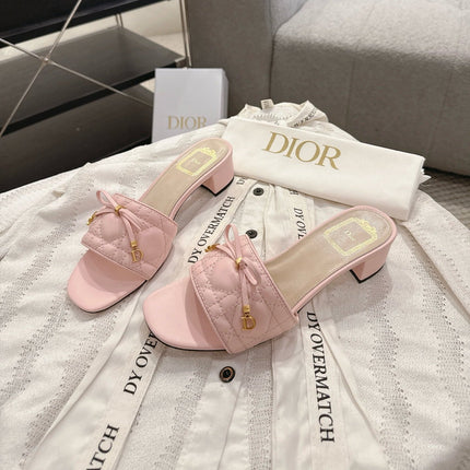 DIOR 26S HEELED MULES 45 MM IN LIGHT PINK QUILTED CALFSKIN GOLD HARDWARE