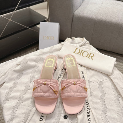 DIOR 26S HEELED MULES 45 MM IN LIGHT PINK QUILTED CALFSKIN GOLD HARDWARE