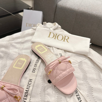 DIOR 26S FLAT MULES IN LIGHT PINK QUILTED CALFSKIN GOLD HARDWARE