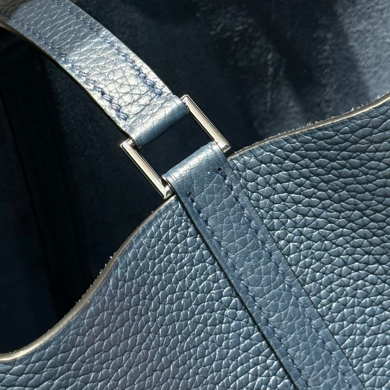HERMES 25S PICOTIN LOCK 22 IN NAVY BLUE CALFSKIN SILVER HARDWARE