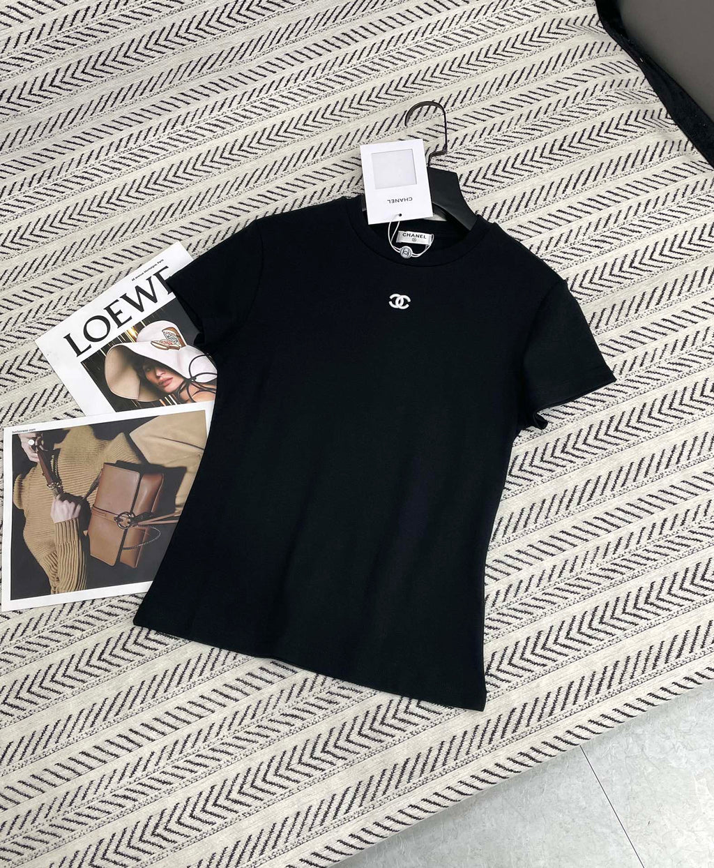 CHANEL T-SHIRT STYLE 77