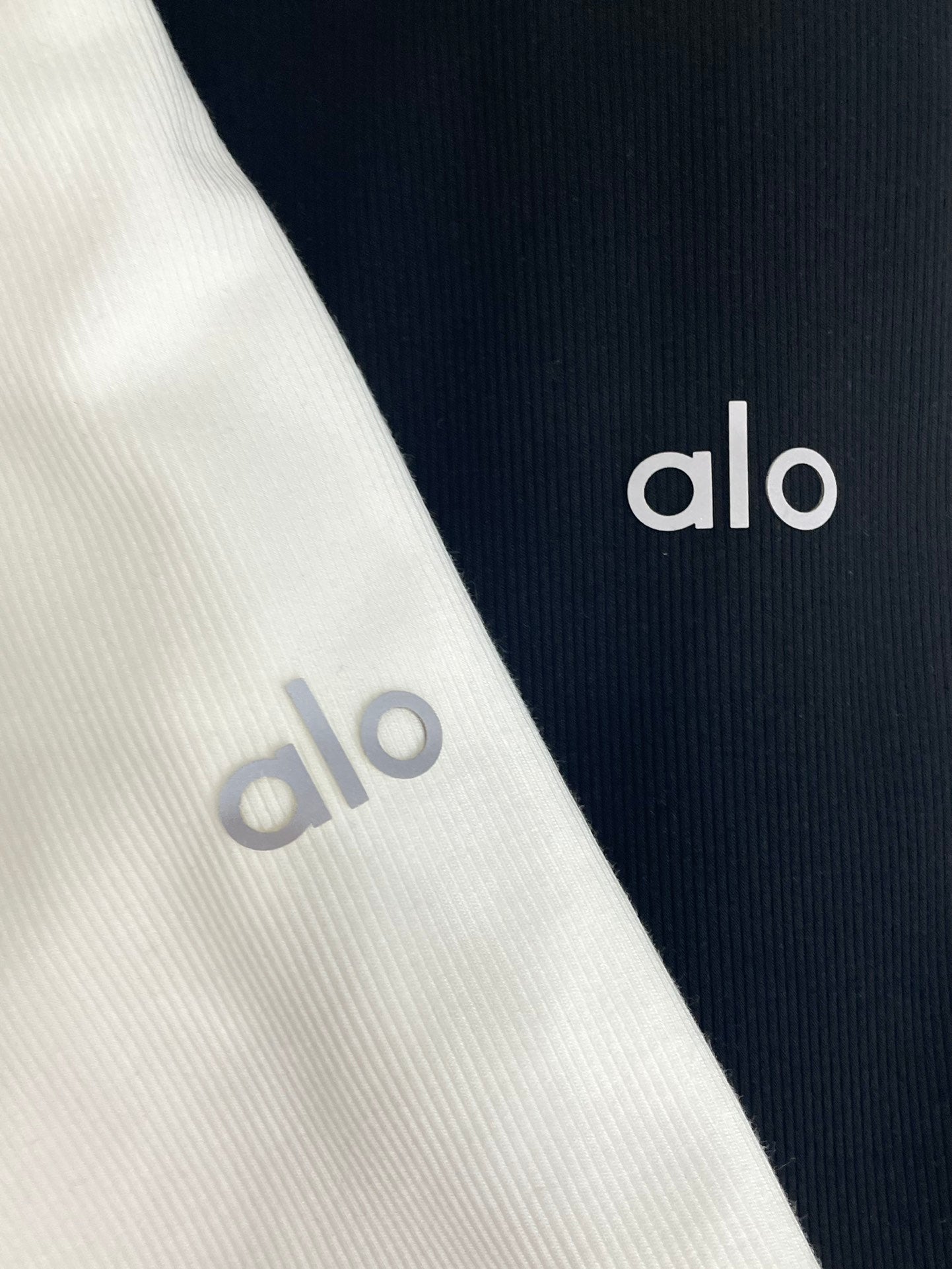ALO LONG SLEEVE T-SHIRT STYLE 70