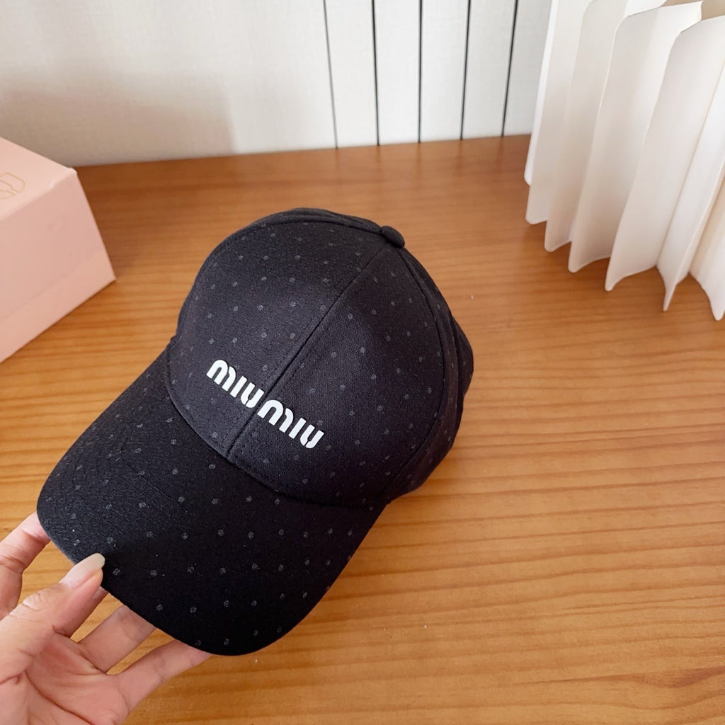 MIUMIU BASEBALL CAP STYLE 65