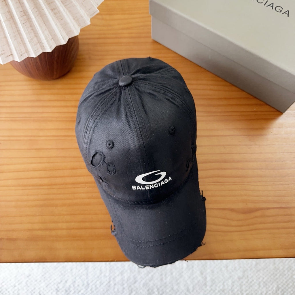 BALENCIAGA 26S BASEBALL CAP STYLE 41