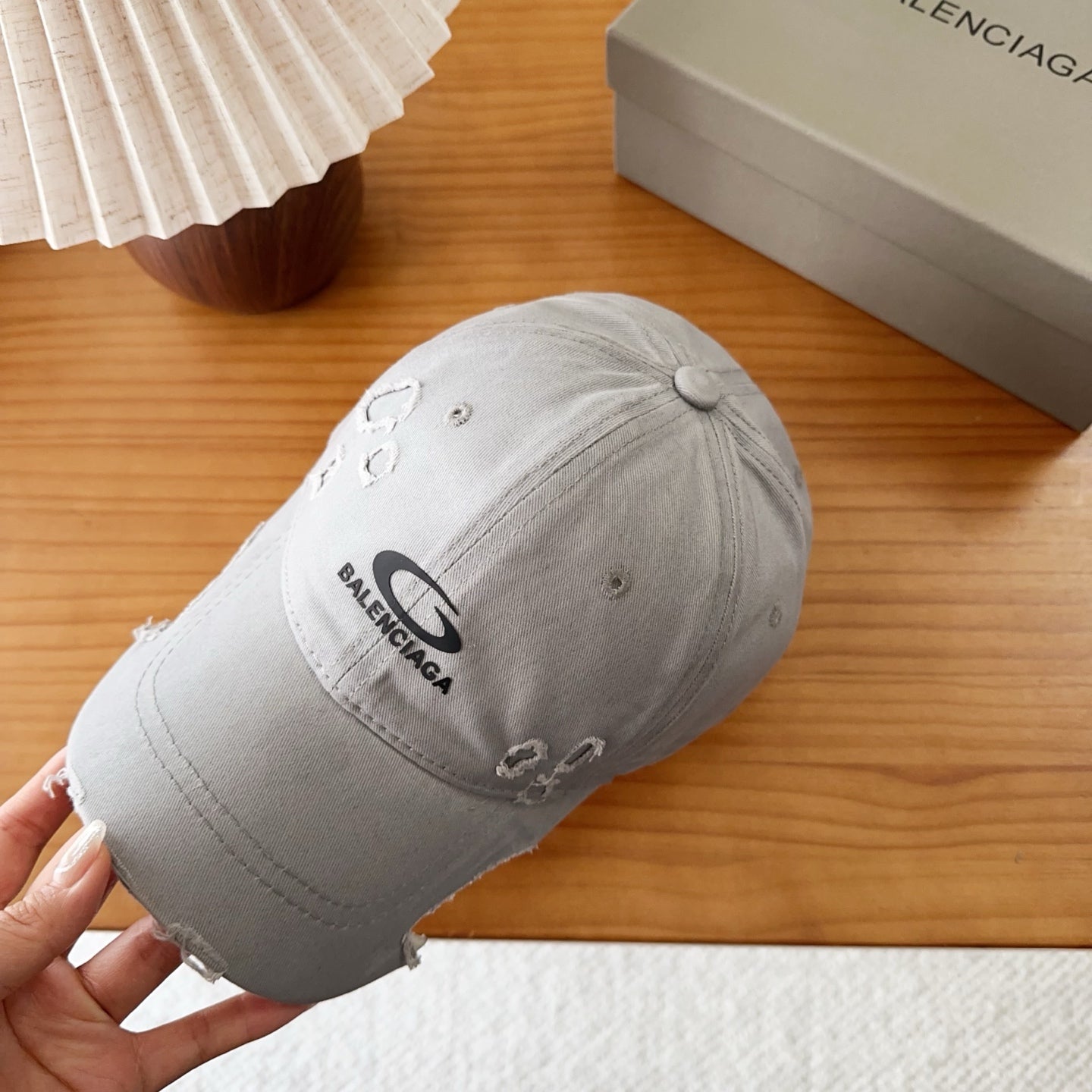 BALENCIAGA 26S BASEBALL CAP STYLE 39