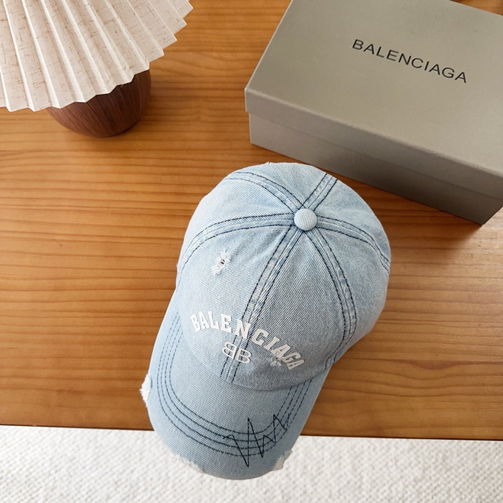 BALENCIAGA 26S BASEBALL CAP STYLE 37