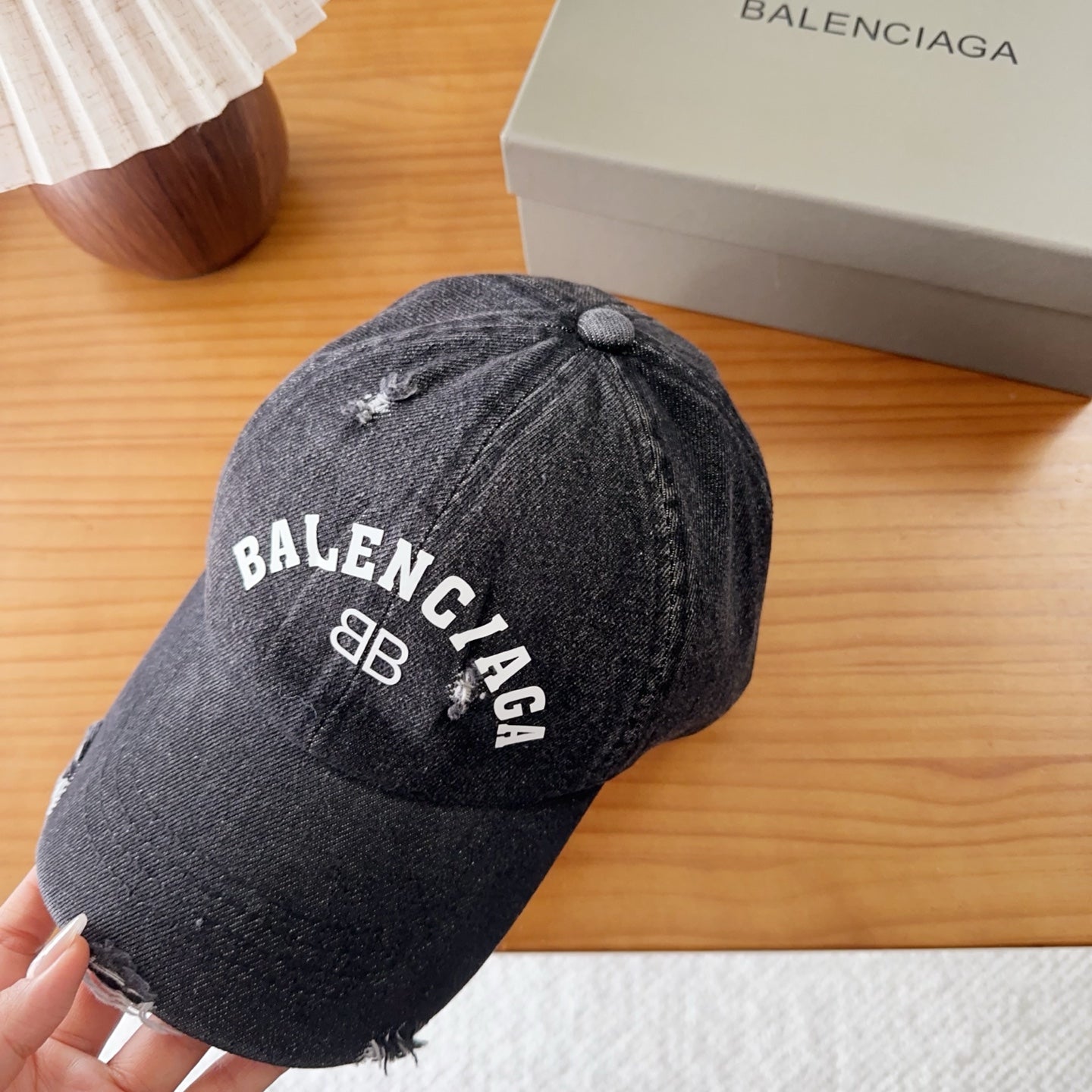 BALENCIAGA 26S BASEBALL CAP STYLE 36