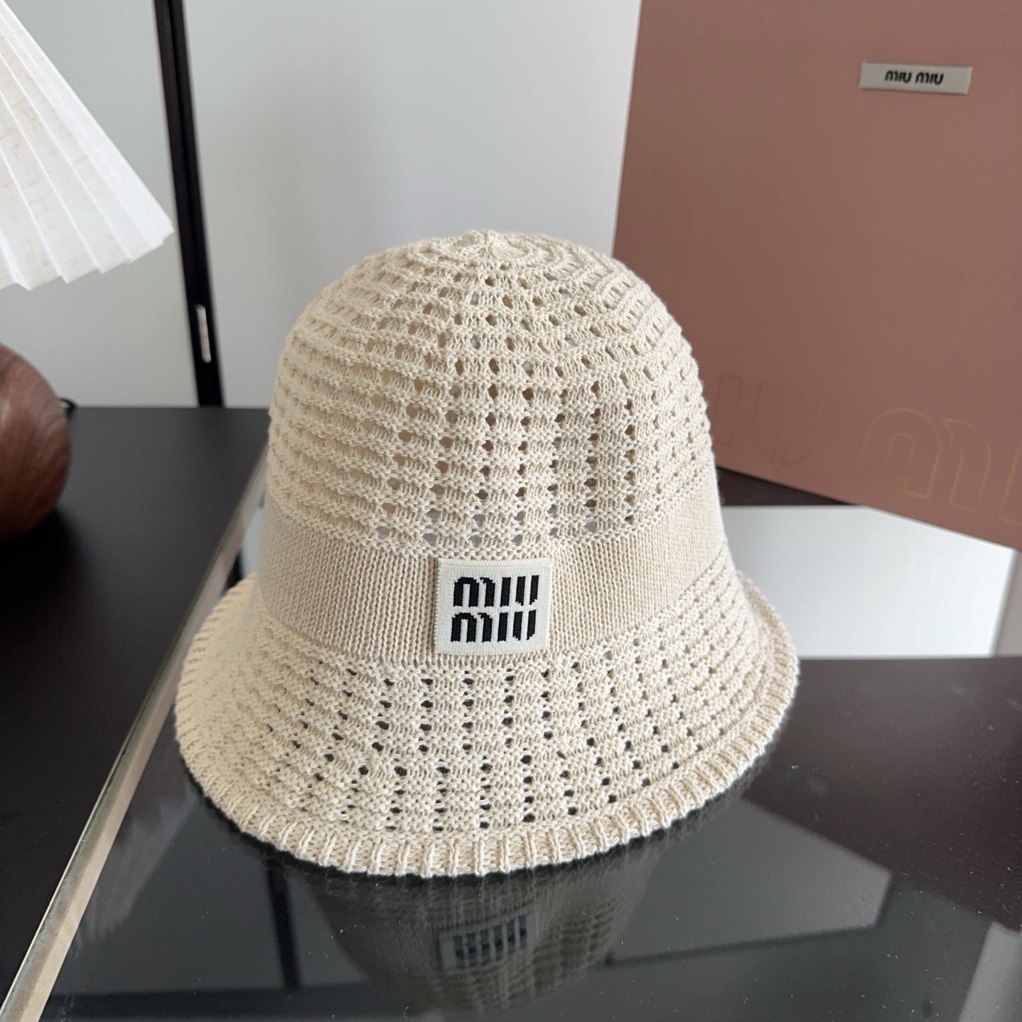 MIUMIU 26S CROCHET BUCKET HAT 339415