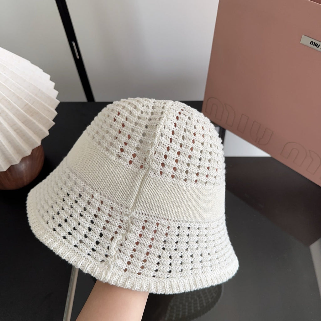 MIUMIU 26S CROCHET BUCKET HAT 339416