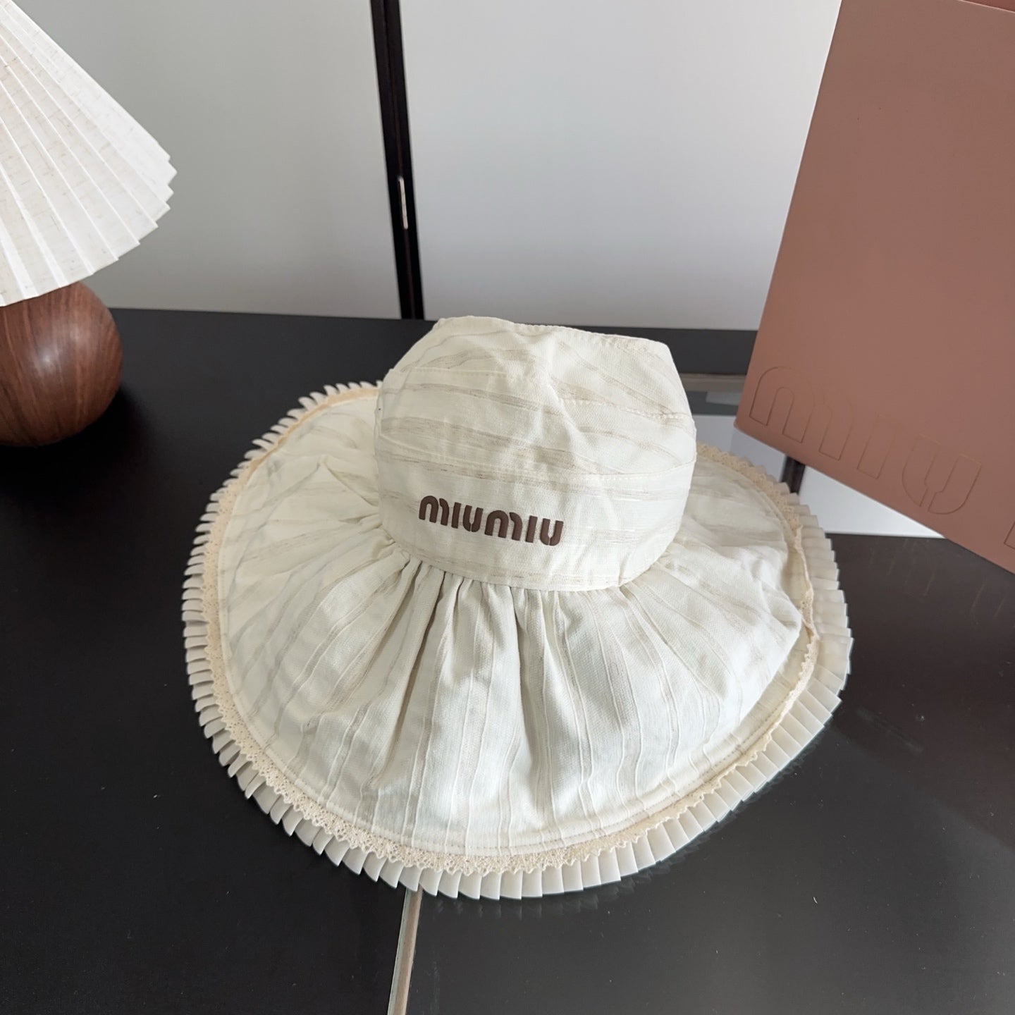 MIUMIU 26S PLEATED WIDE-BRIM HAT 343602