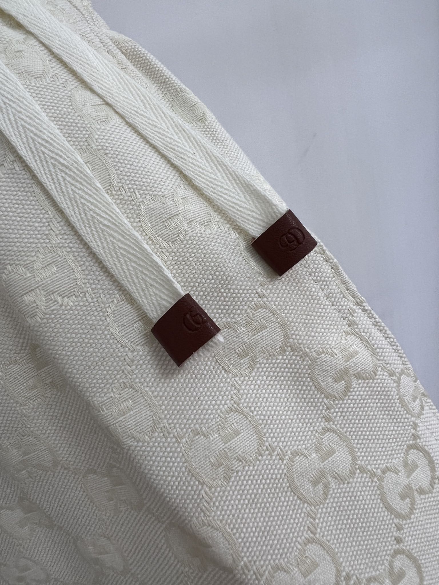 GUCCI SHORTS 246092