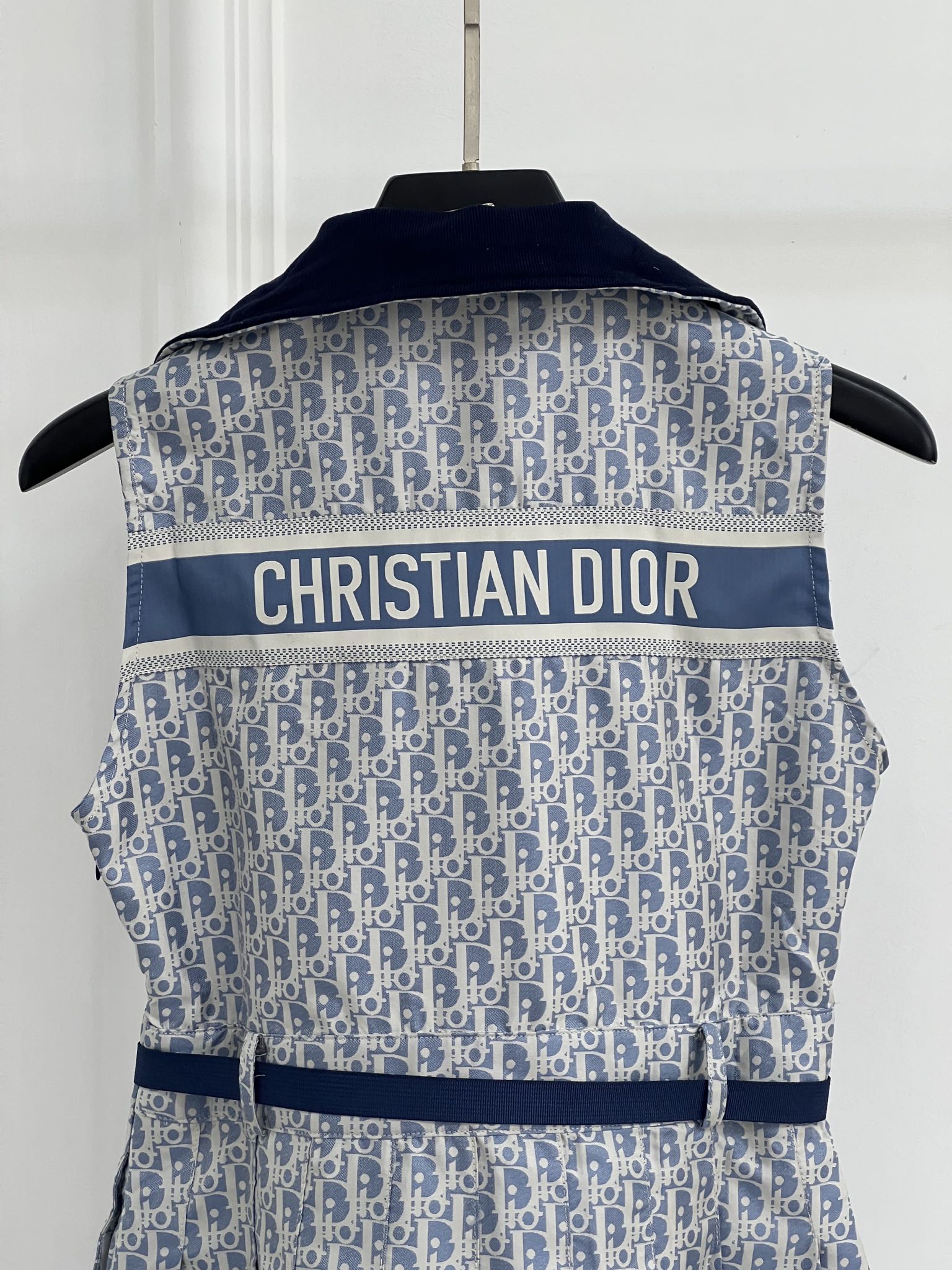 DIOR 26S SLEEVELESS FIT-AND-FLARE DRESS 1420