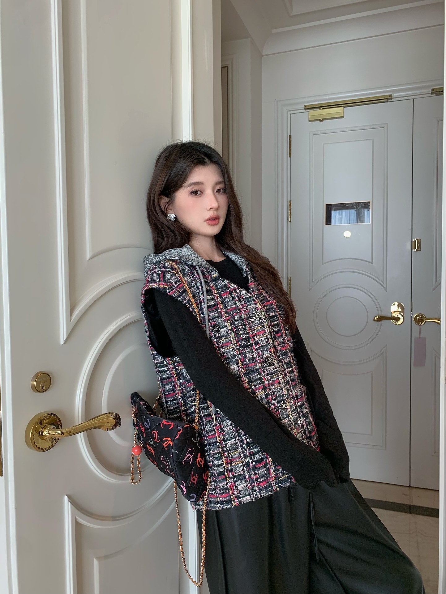 CHANEL 25S ROUND NECK TWEED VEST STYLE 152