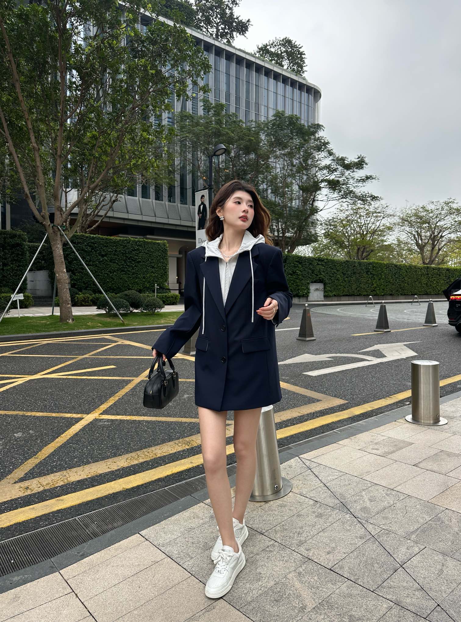 PRADA 26S BLAZER 743