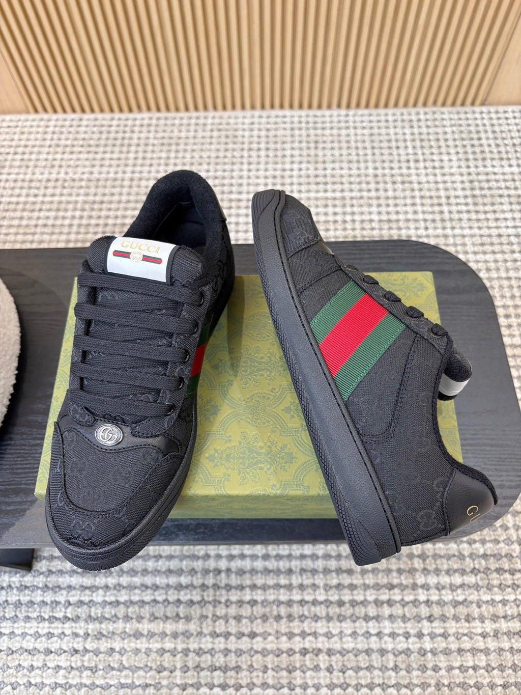 GUCCI 26S SNEAKERS IN BLACK GG CANVAS