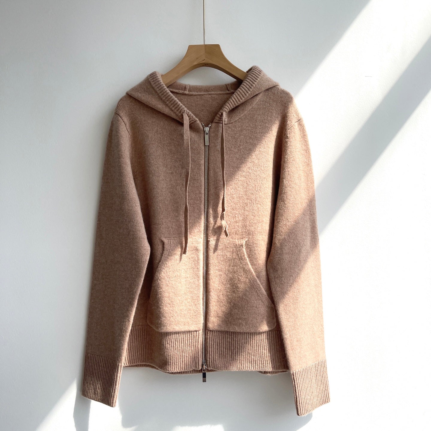 THOM 26S CARDIGAN STYLE 89