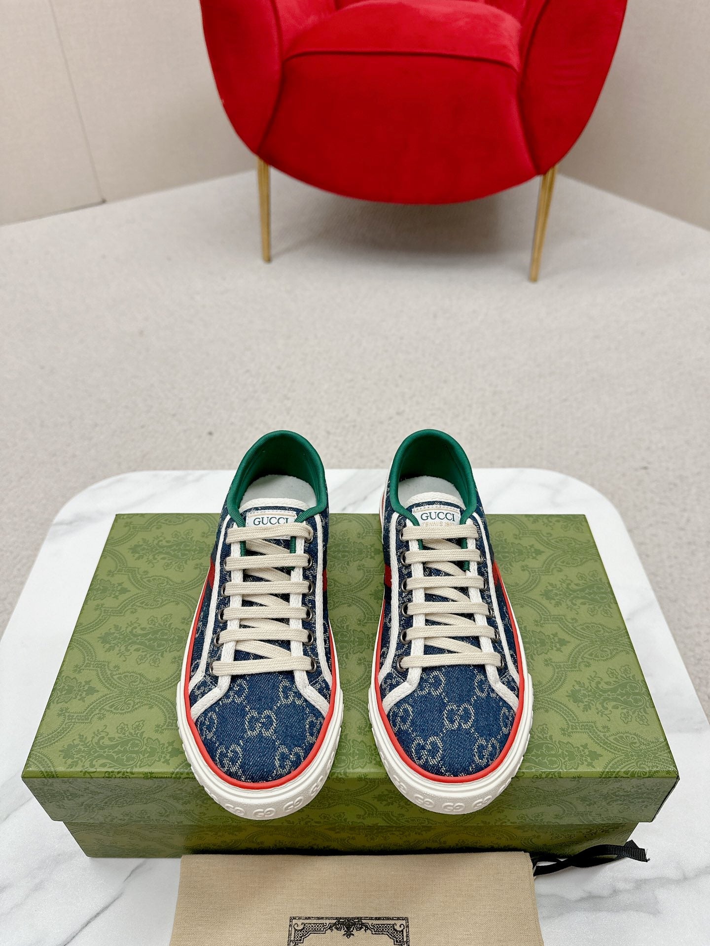 GUCCI 26S LOW TOP SNEAKERS IN BLUE DENIM STYLE 25