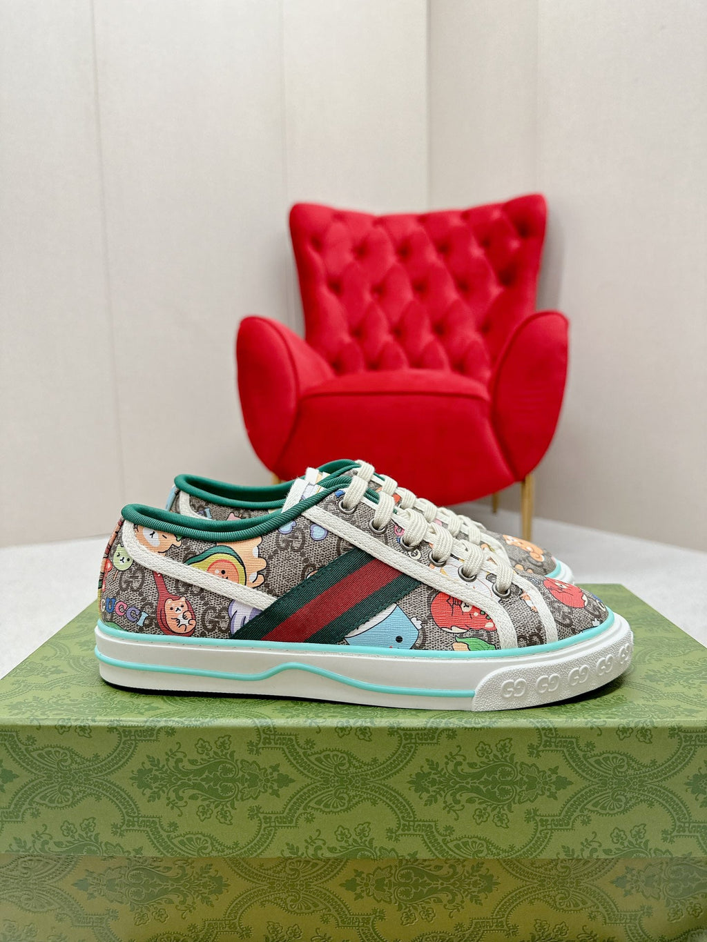 GUCCI 26S LOW TOP SNEAKERS IN MULTICOLOR CANVAS STYLE 24
