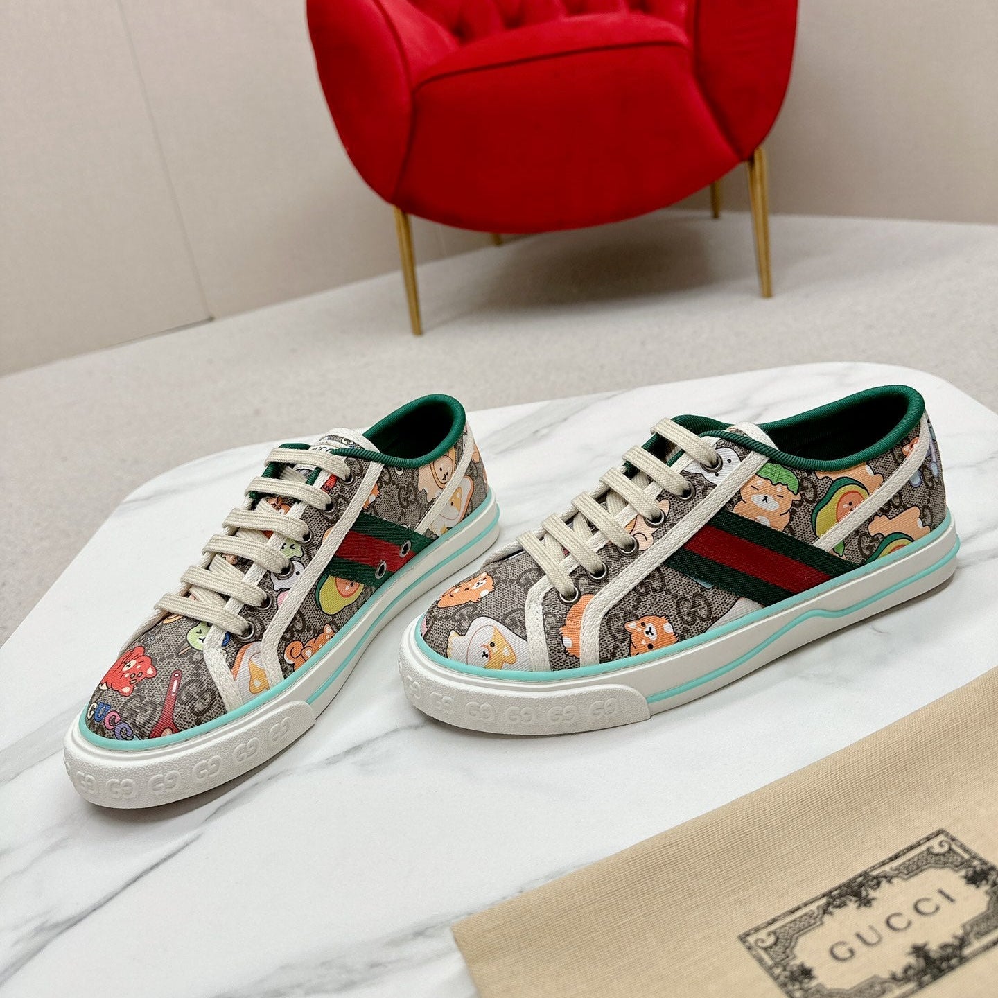 GUCCI 26S LOW TOP SNEAKERS IN MULTICOLOR CANVAS STYLE 24