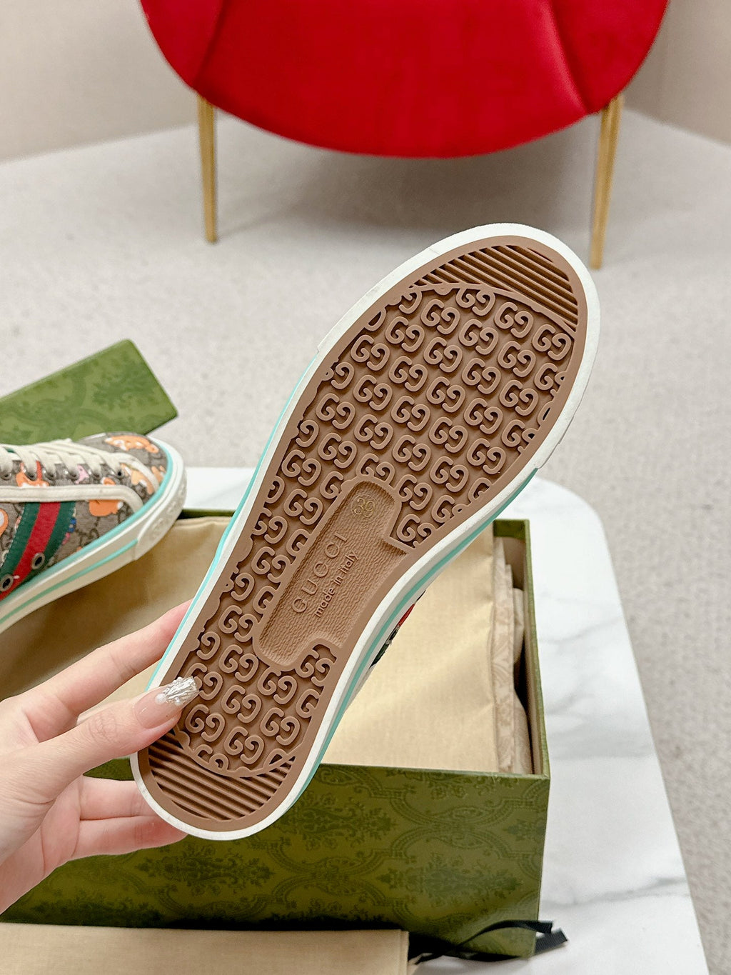 GUCCI 26S LOW TOP SNEAKERS IN MULTICOLOR CANVAS STYLE 24