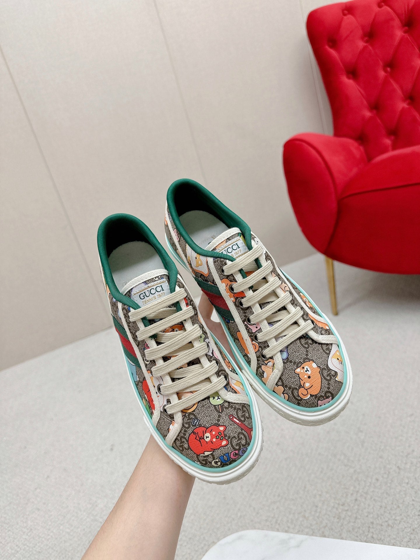 GUCCI 26S LOW TOP SNEAKERS IN MULTICOLOR CANVAS STYLE 24