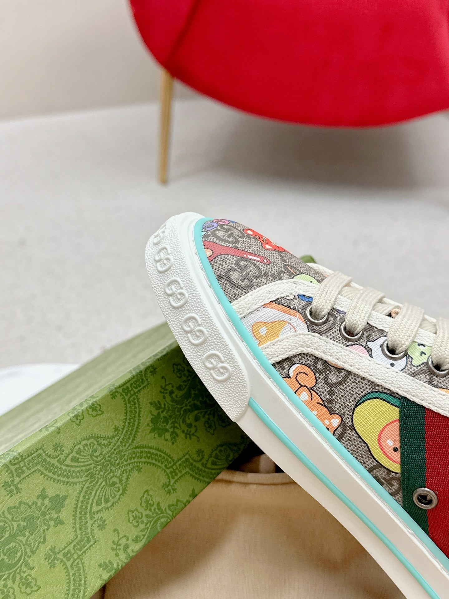 GUCCI 26S LOW TOP SNEAKERS IN MULTICOLOR CANVAS STYLE 24