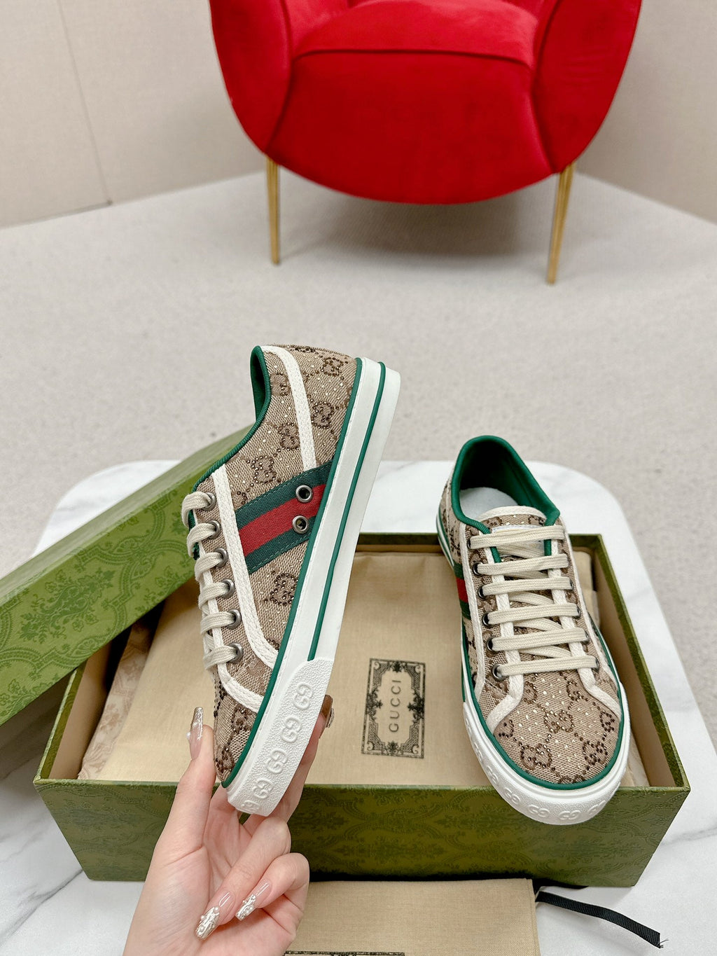 GUCCI 26S LOW TOP SNEAKERS IN BEIGE EBONY CANVAS STYLE 15