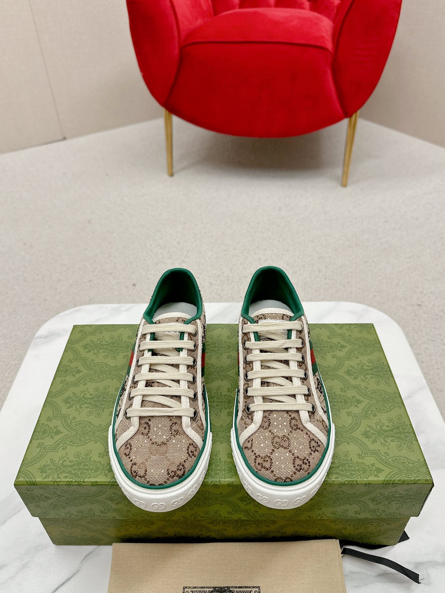 GUCCI 26S LOW TOP SNEAKERS IN BEIGE EBONY CANVAS STYLE 15