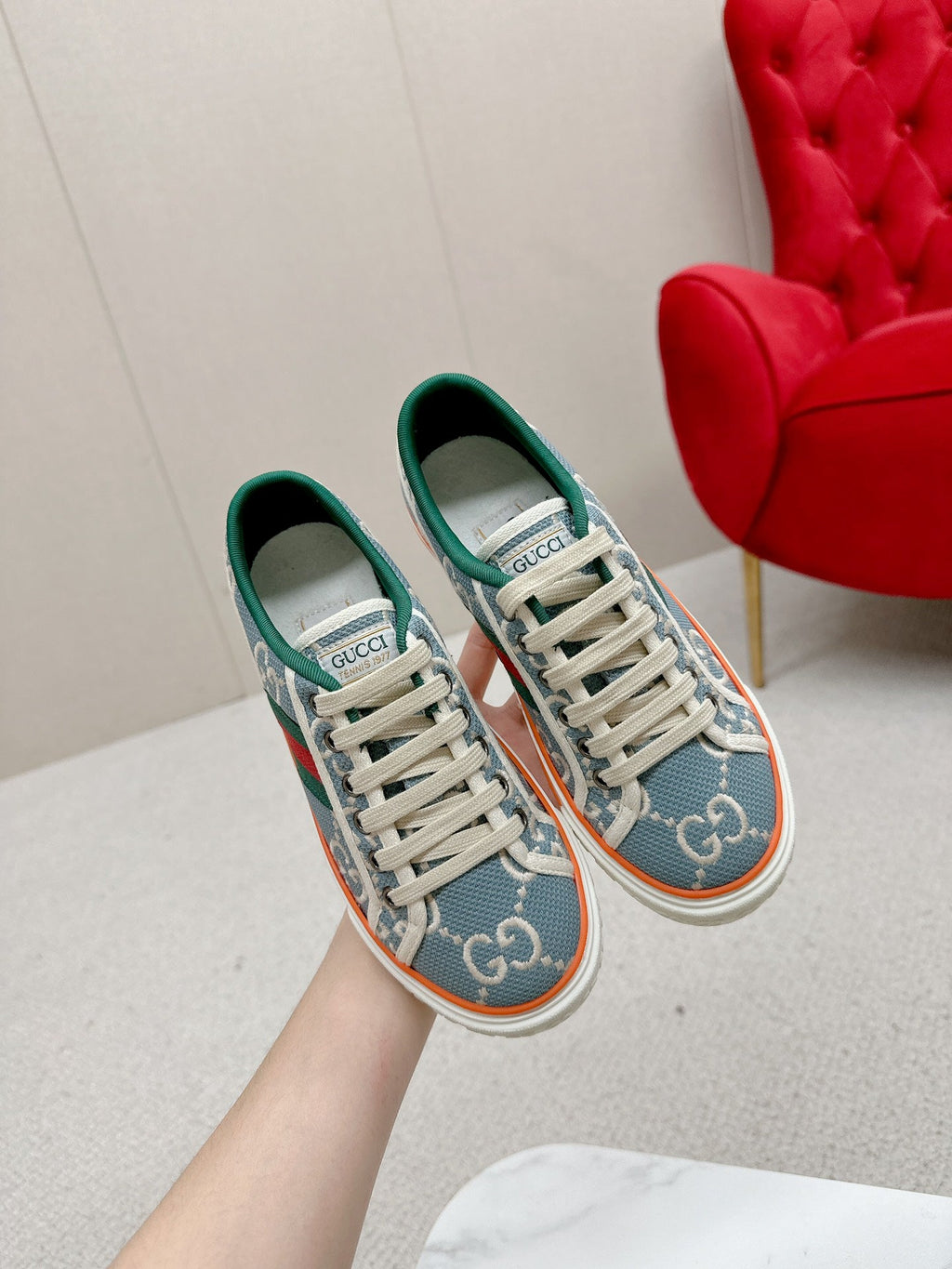 GUCCI 26S LOW TOP SNEAKERS IN LIGHT BLUE CANVAS STYLE 12