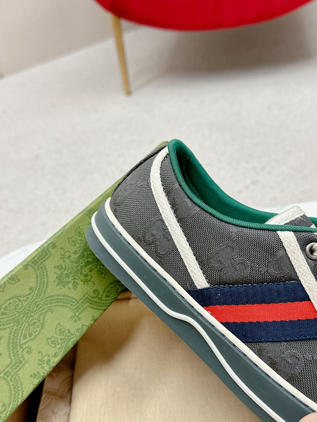 GUCCI 26S LOW TOP SNEAKERS IN DARK GREY CANVAS STYLE 20