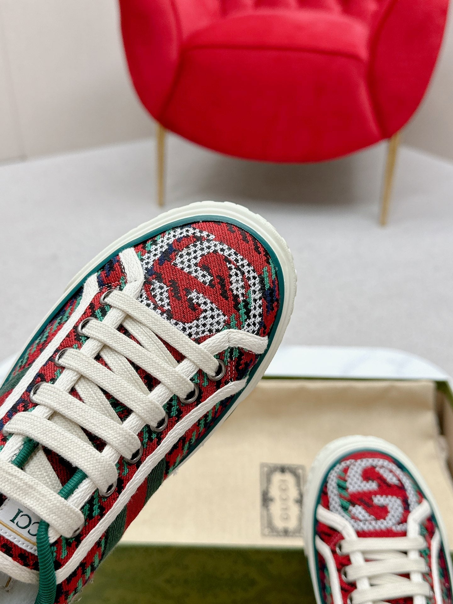 GUCCI 26S LOW TOP SNEAKERS IN MULTICOLOR CANVAS STYLE 21
