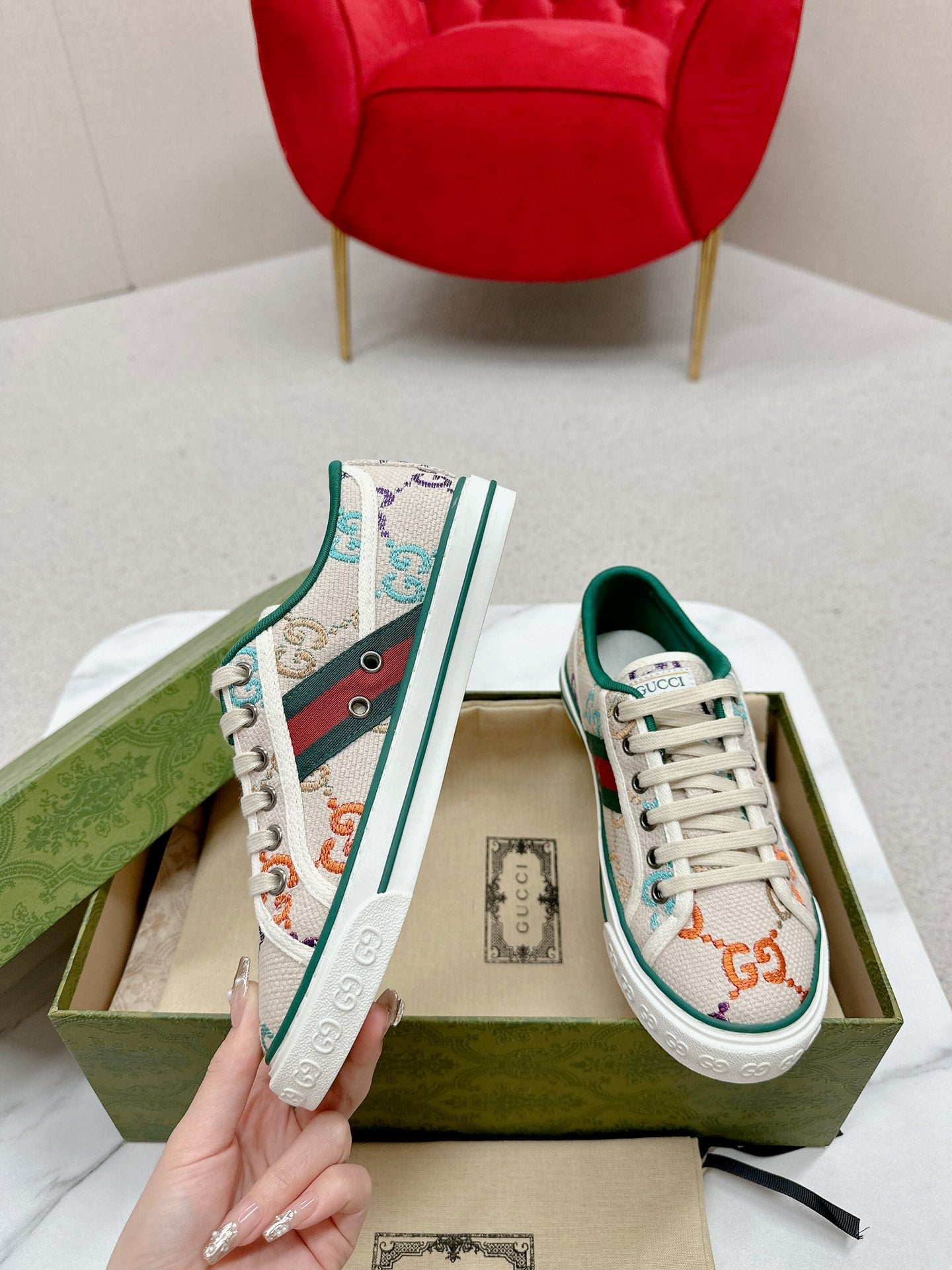 GUCCI 26S LOW TOP SNEAKERS IN MULTICOLOR CANVAS STYLE 07