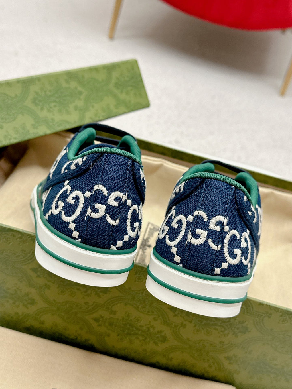 GUCCI 26S LOW TOP SNEAKERS IN DARK BLUE CANVAS STYLE 19
