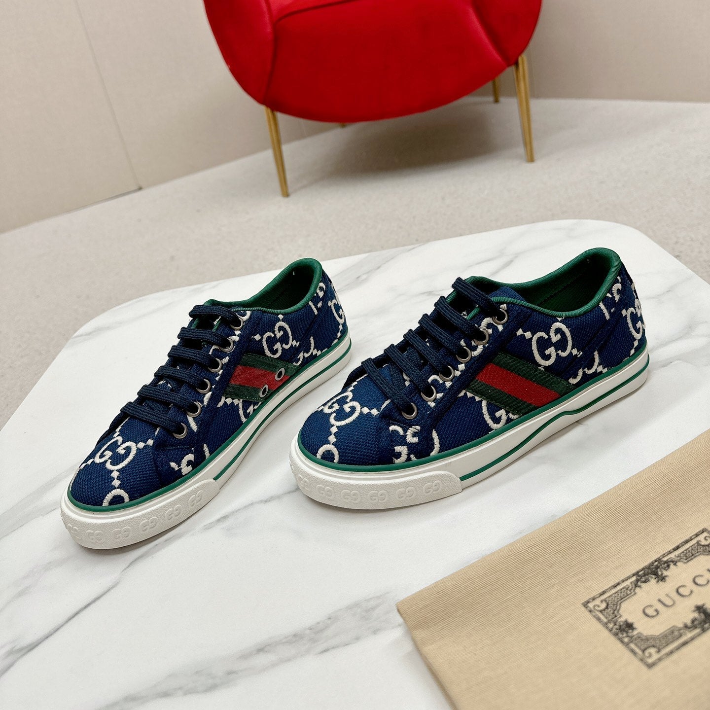 GUCCI 26S LOW TOP SNEAKERS IN DARK BLUE CANVAS STYLE 19