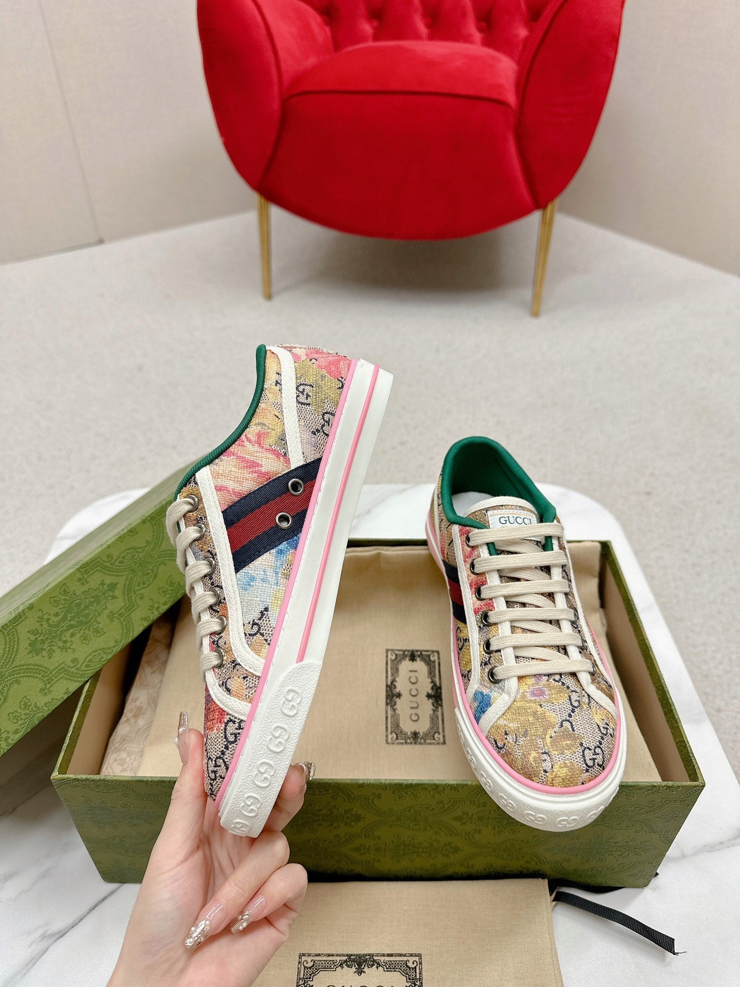 GUCCI 26S LOW TOP SNEAKERS IN MULTICOLOR CANVAS STYLE 13