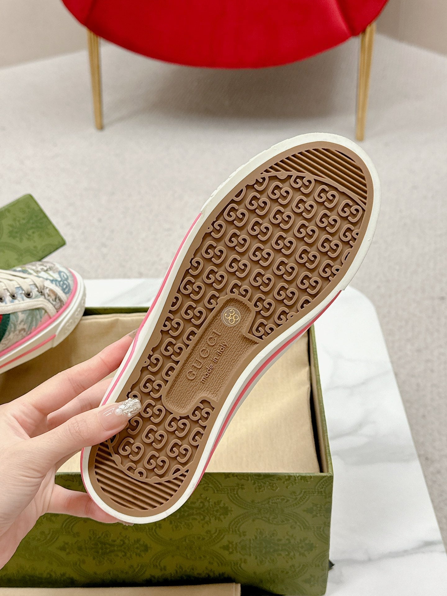 GUCCI 26S LOW TOP SNEAKERS IN MULTICOLOR CANVAS STYLE 26