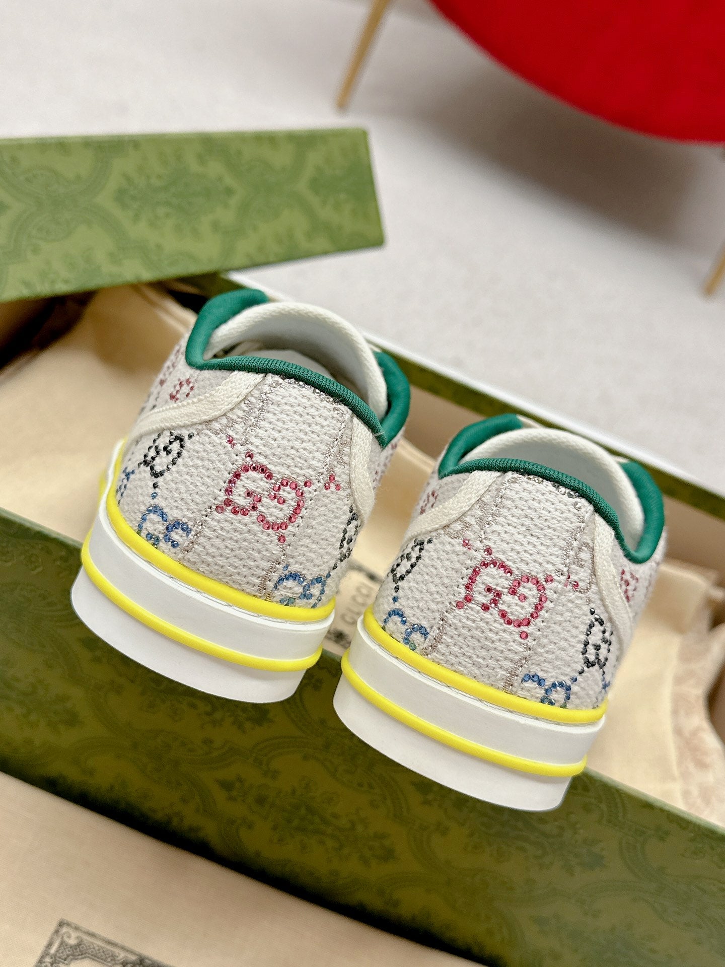 GUCCI 26S LOW TOP SNEAKERS IN MULTICOLOR CANVAS STYLE 16