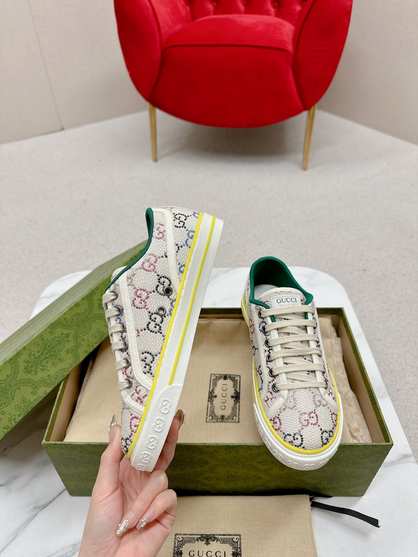 GUCCI 26S LOW TOP SNEAKERS IN MULTICOLOR CANVAS STYLE 16