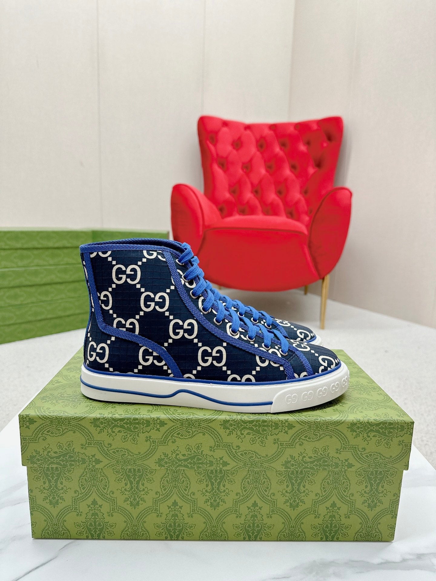 GUCCI 26S HIGH TOP SNEAKERS IN BLACK BLUE GG MONOGRAM CANVAS
